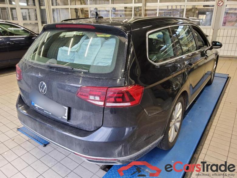 Vw GTE Passat Variant #4