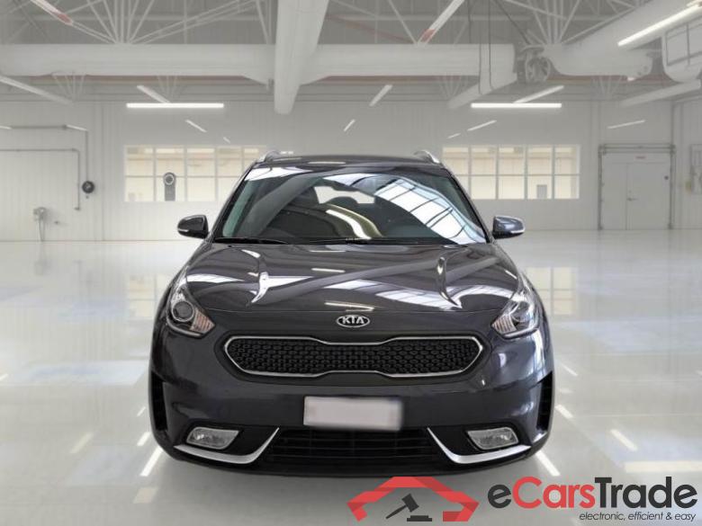 Kia 3 KIA NIRO / 2016 / 5P / BERLINA 1.6 HEV GDI STYLE DCT #6
