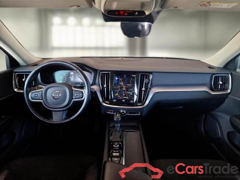 Volvo 125 VOLVO V60 / 2018 / 5P / STATION WAGON D3 GEARTRONIC BUSINESS PLUS #3