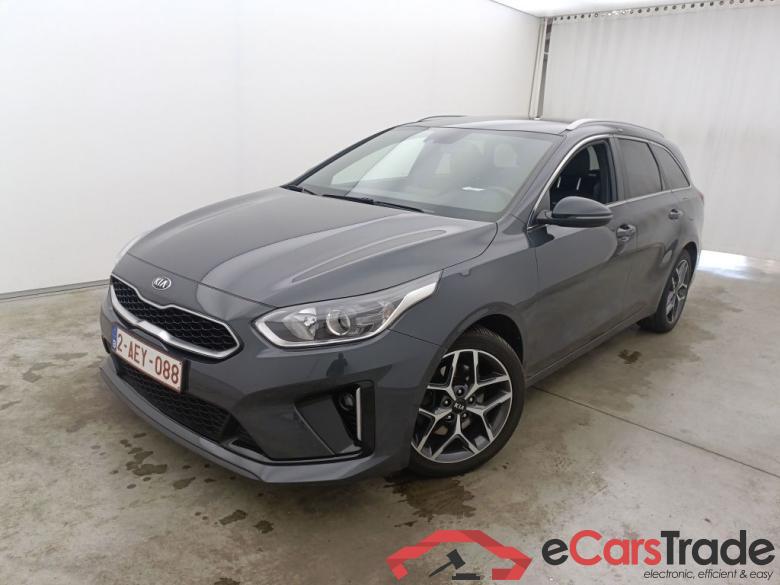 KIA cee'd Sportswagon GT Line 1.6 CRDi 136 MHEV ISG 5d #3