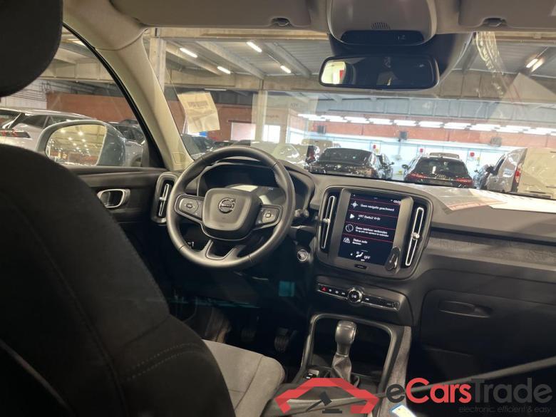 VOLVO XC40 1.5 T3 Momentum Core #5