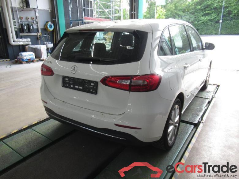 Mercedes-Benz B -Klasse (BM 247)(02.2019->) DE - Van5 B 250 e EU6d, Style (EURO 6d), 2020 - 2022 #3