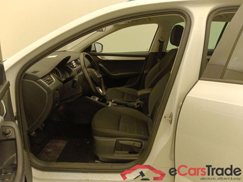 Skoda Octavia Combi 1.6 CRTDI 85kW GreenTec Ambition 5d #6