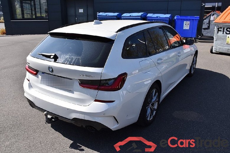 BMW 3-Serie Touring ´18 Baureihe 3 Touring 330 e xDrive M Sport 2.0 185KW AT8 E6d #2