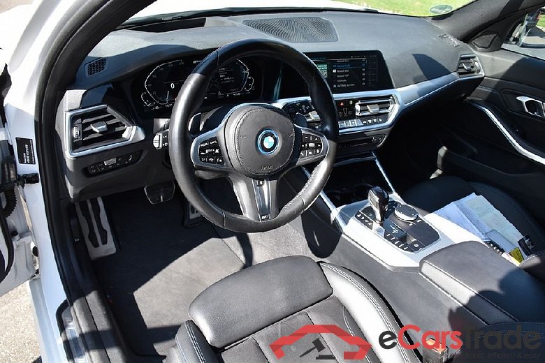 BMW 3-Serie Touring ´18 Baureihe 3 Touring 330 e xDrive M Sport 2.0 185KW AT8 E6d #4