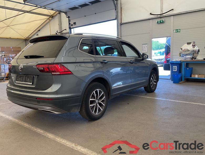 VOLKSWAGEN Tiguan Allspace Comfortline 1.5 TSI 110 kW (150 ch) 6 vitesses manuel #2