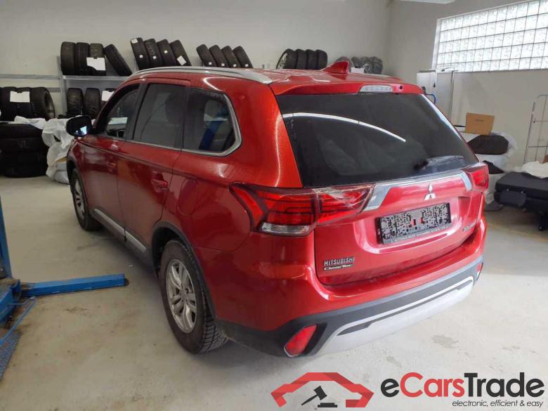 Mitsubishi Diamant Edition 2WD Outlander #3