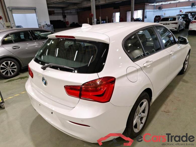 BMW 1 HATCH DIESEL - 2015 118 d AdBlue (EU6c) #2