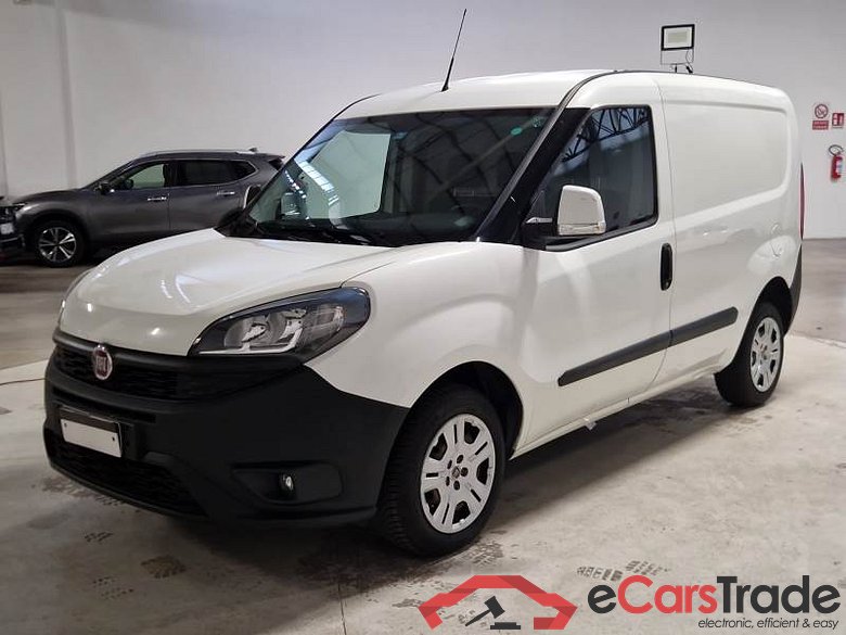 Fiat 13 FIAT DOBLÒ CARGO / 2014 / 4P / VETT. FURGONATA 1.3 MULTIJET 16V 95CV SX 3POSTI EURO 6 #1
