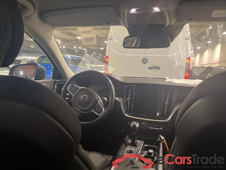 Volvo V60 2.0 D3 Momentum LED-Xenon Virtual Navi Sport-Seats KeylessGo Klima PDC ... #4