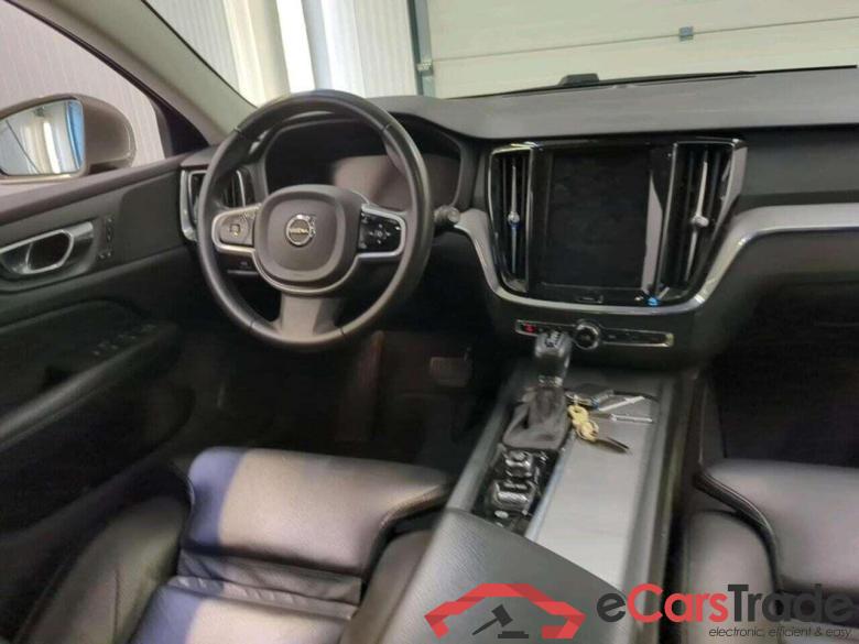 VOLVO V60 2.0 T4 R-Design #3