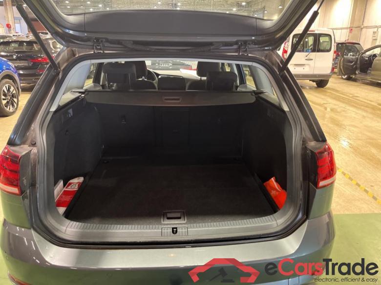 VOLKSWAGEN GOLF VII VARIANT - 2017 1.0 TSI Comfortline OPF STOCK #4