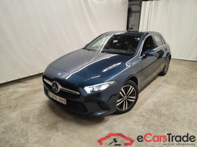 Mercedes-Benz A-Klasse A 250 e Business Solution 5d #1
