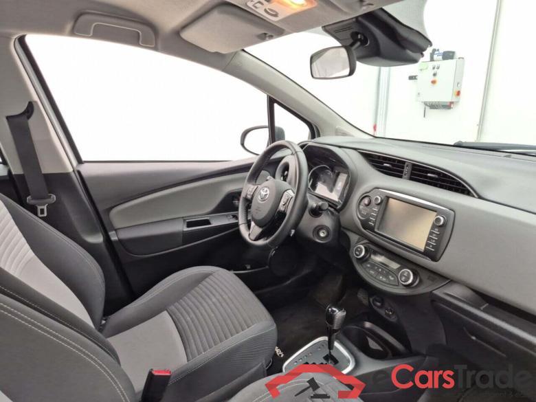 TOYOTA Yaris 1.5 Hybrid Active CVT #3