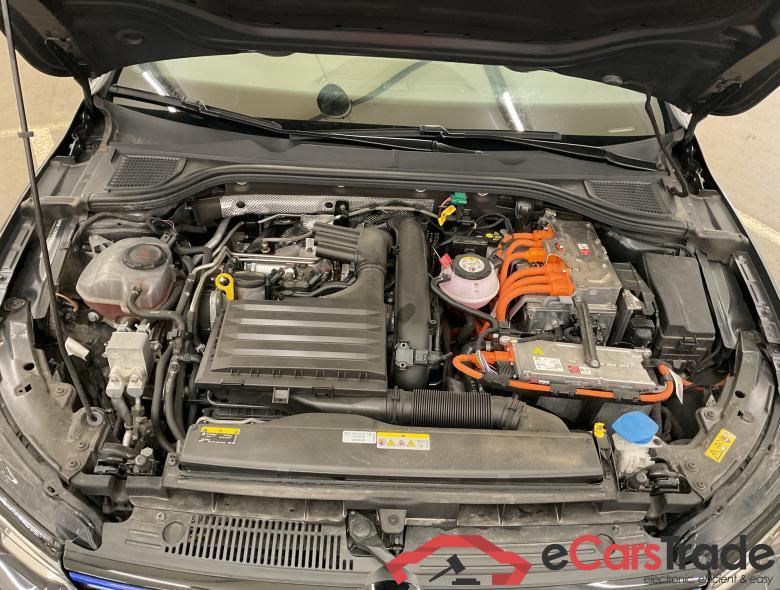 VOLKSWAGEN Golf VIII GTE Golf GTE 1.4 TSI eHybrid 110 kW (150 ch) 6 vitesses DSG #5