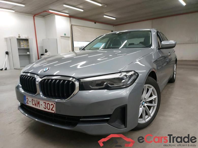 BMW - BMW 5 BERLINE 520dA 163PK Pack Business With Dakota Sport Seats #1