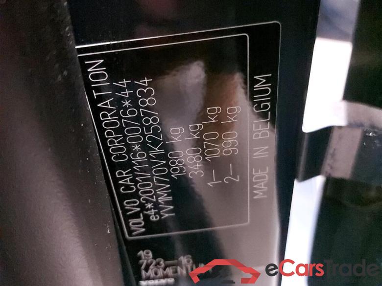 VOLVO - VOL V40 D2 120PK Black Edition #6