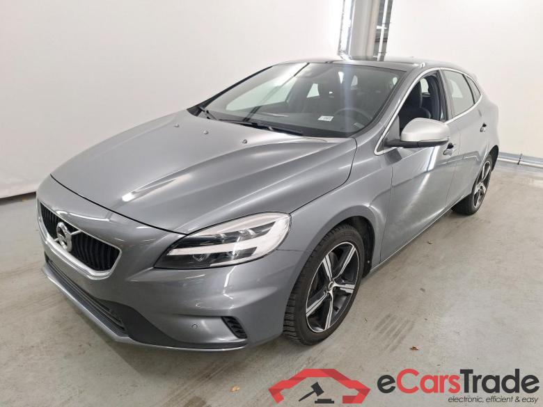 VOLVO V40 DIESEL - 2016 2.0 D3 R-Design STOCK #1