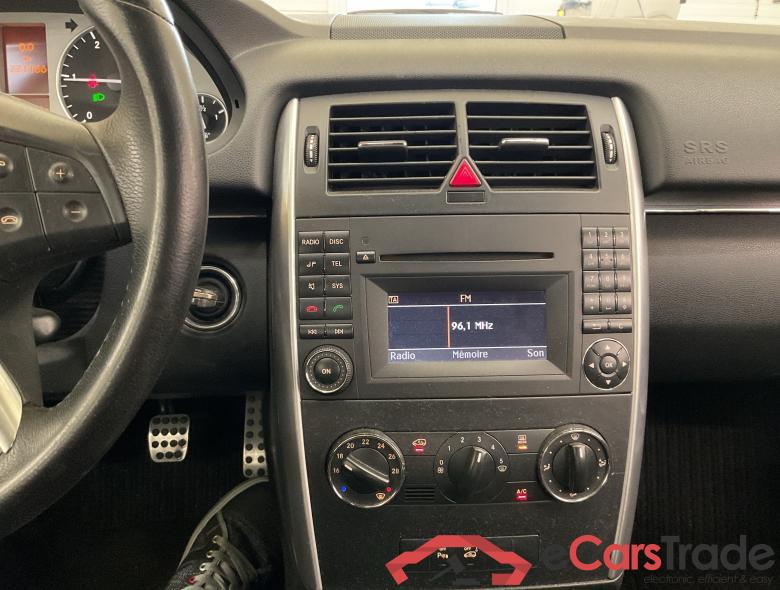 MERCEDES-BENZ B 180 CDI Essential #3