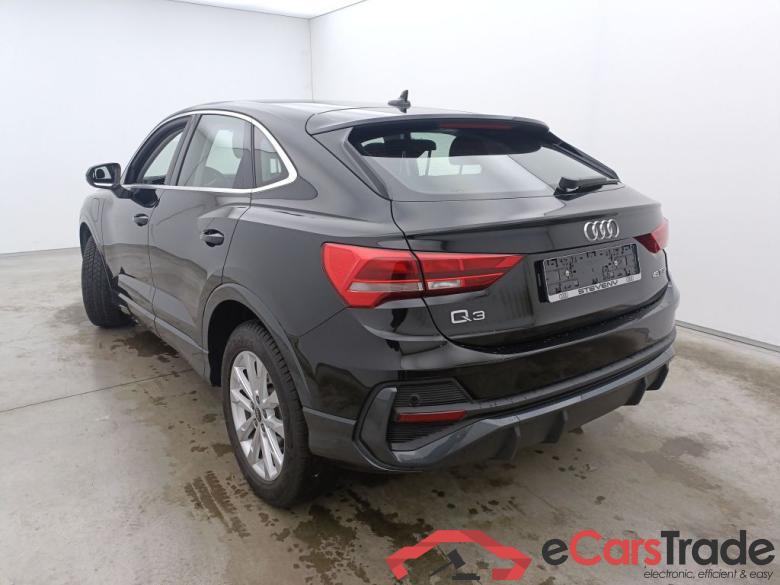 Audi Q3 Sportback 45 TFSI e S tronic 5d #4