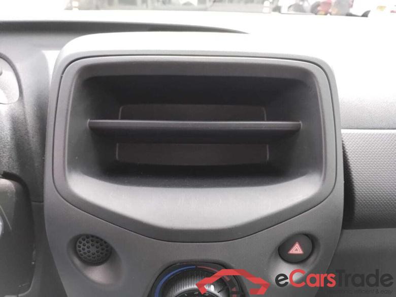 TOYOTA Aygo 1.0 VVT-i x #6