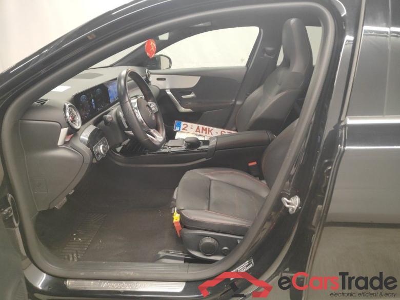 Mercedes-Benz A-Klasse A 180 d DCT Business Solution 5d #6