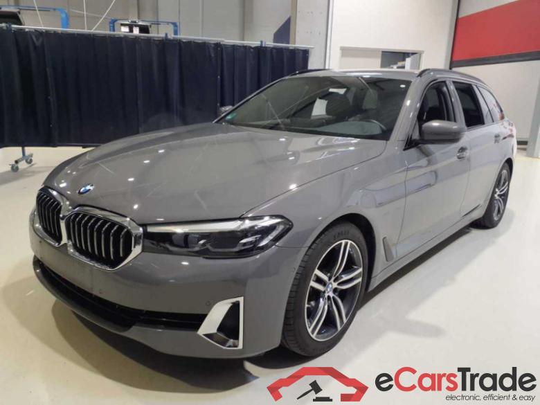 BMW Baureihe 5 Touring (G31)(2017->) DE - Kb5 520 d Mild-Hybrid EU6d, Luxury Line (EURO 6d), (Facelift) 2020 - 2024 #1