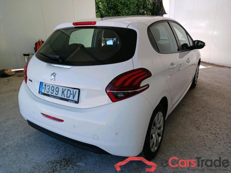 Peugeot 5P ACTIVE 1.6 BlueHDi 100 PEUGEOT 208 5p 1G berlina con portón 5P ACTIVE 1.6 BlueHDi 100 #2