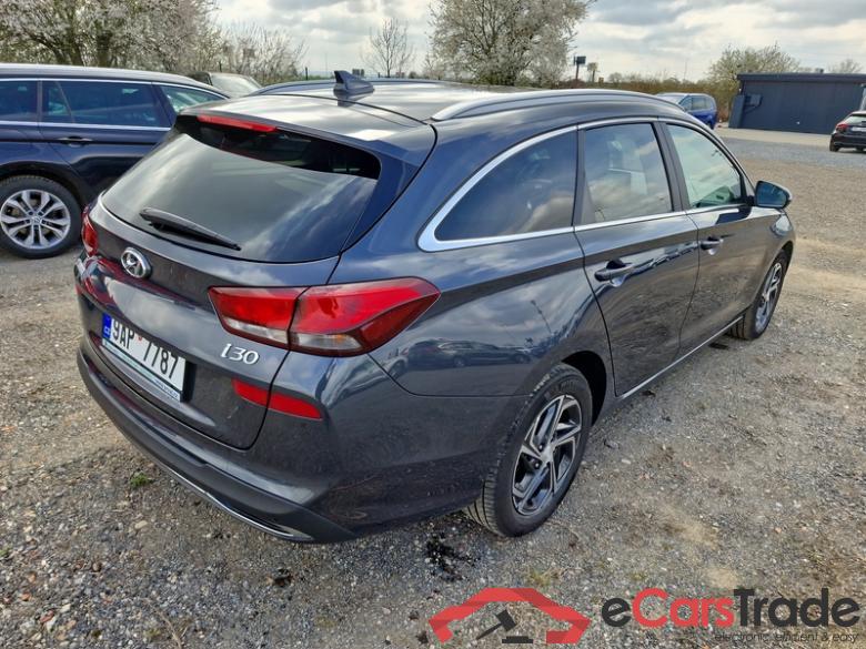 Hyundai  i30  cw (PD)(2017->) i30 kom.1.0TGDI FamilySmart AT #2