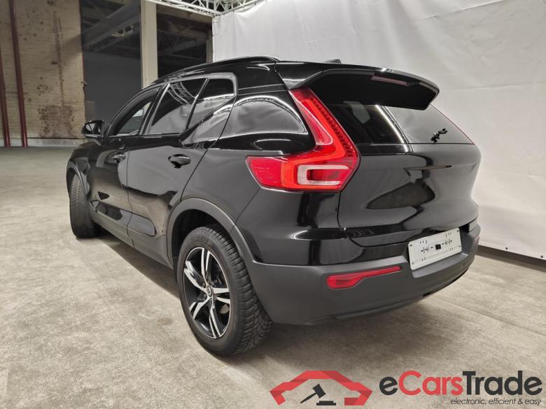 Volvo XC40 T3 Geartronic R-Design 5d #3