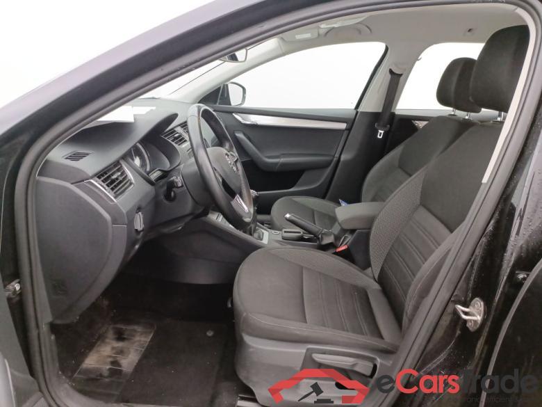 Skoda Octavia Combi 1.6 CRTDI GreenTec 85kW Ambition 5d #6