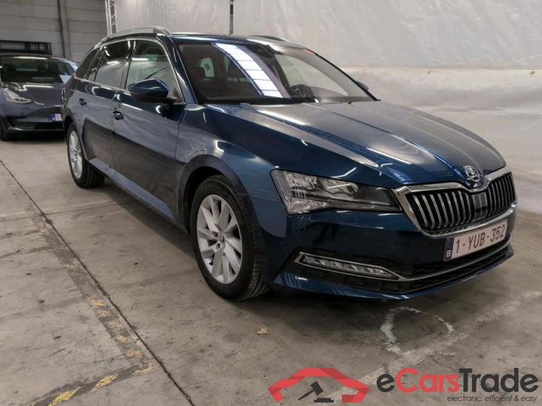 SKODA SUPERB COMBI 2.0 CRTDI 110KW STYLE STYLE PREMIUM II STYLE COMFORT STYLE GPS #2