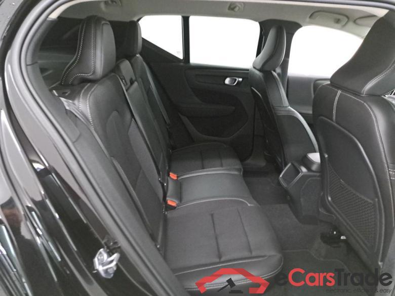 VOLVO XC40 DIESEL 2.0 D3 Momentum Pro #6