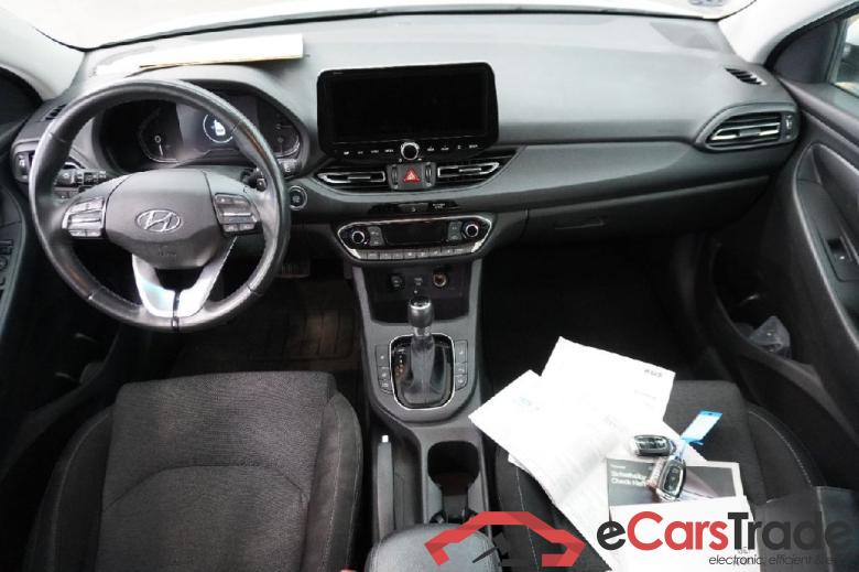 Hyundai i30 Wagon ´16 i30 cw Trend Mild-Hybrid 1.6 CRDi 100KW AT7 E6d #3