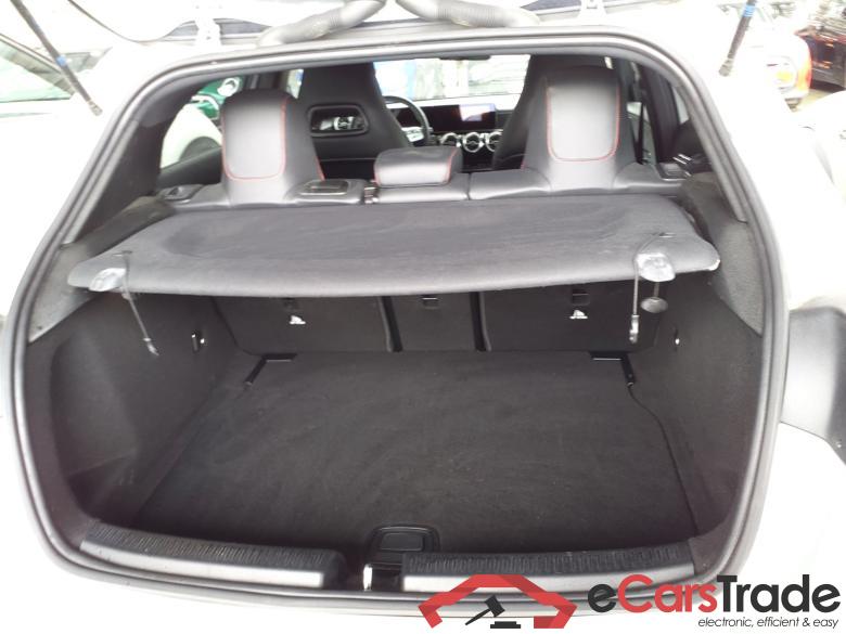 MERCEDES-BENZ A 200 D AMG LINE #2