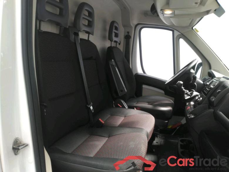 Peugeot 2.0 BLUEHDI 160 S&S PREMIUM PA 335 L3H3 PEUGEOT Boxer / 2014 / 4P / Fourgon tôlé 2.0 BLUEHDI 160 S&S PREMIUM PA 335 L3H3 #6