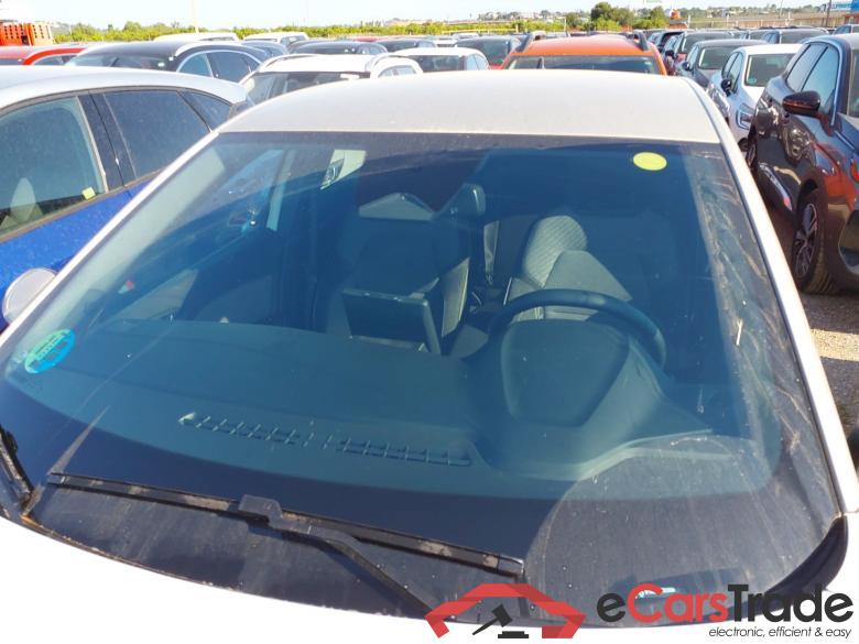RENAULT Captur 1.3 TCe 103KW 140CV Techno #6