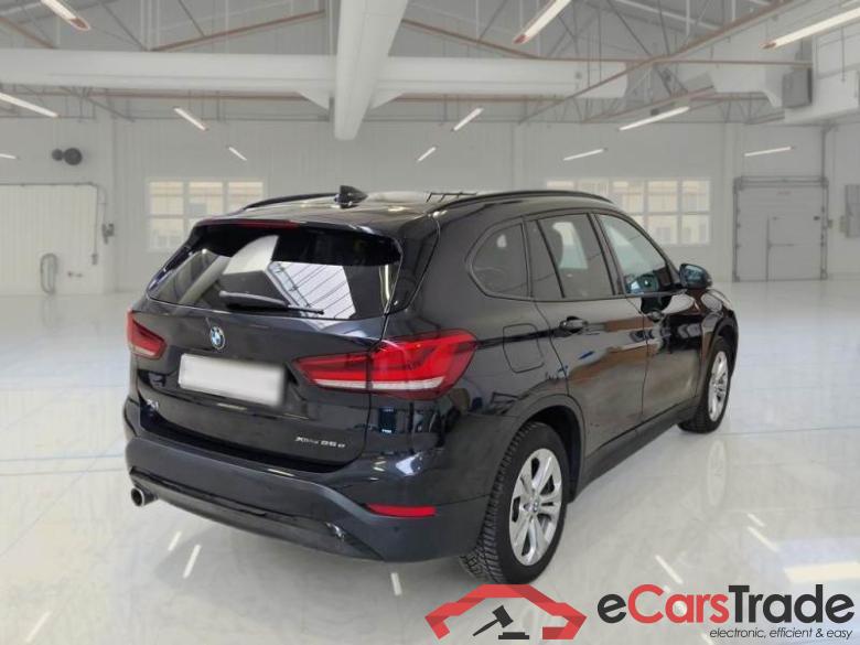 BMW 25E BMW X1 / 2019 / 5P / SUV XDRIVE 25E BUSINESS ADVANTAGE AUTOMATICO #2