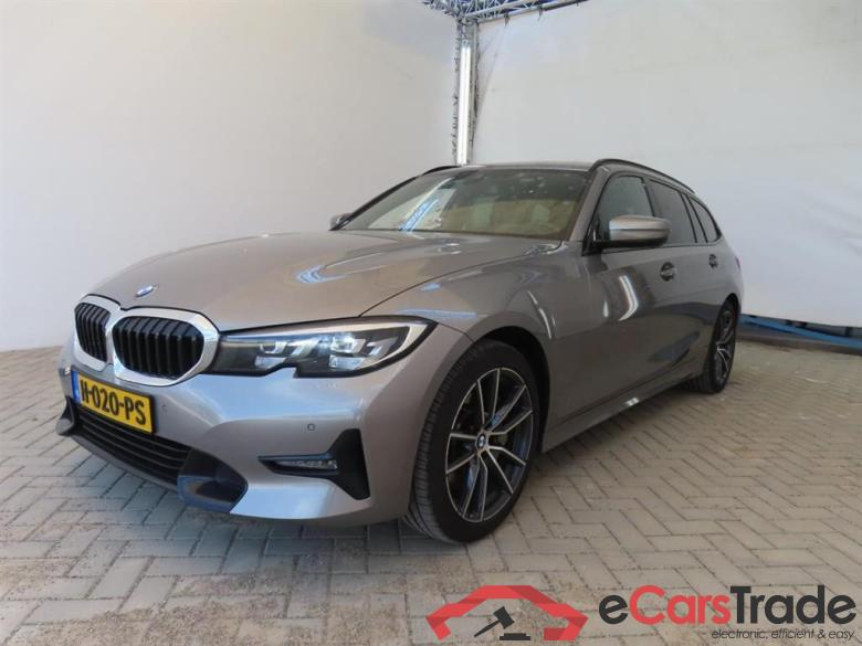 BMW 3-SERIE TOURING 330i Exec. Edition #1