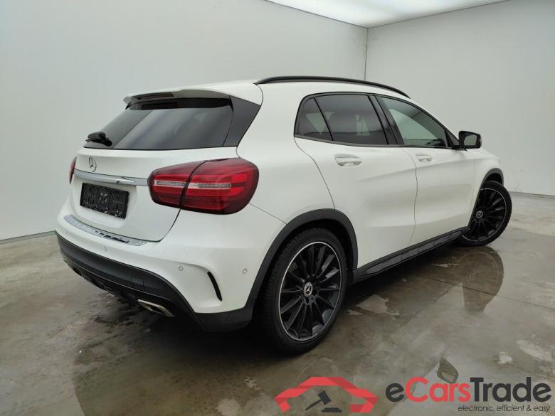 Mercedes-Benz GLA GLA 180 DCT 5d #5