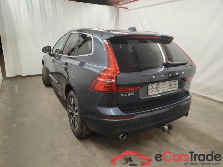 Volvo XC60 B4 D Geartronic Momentum Pro 5d #3
