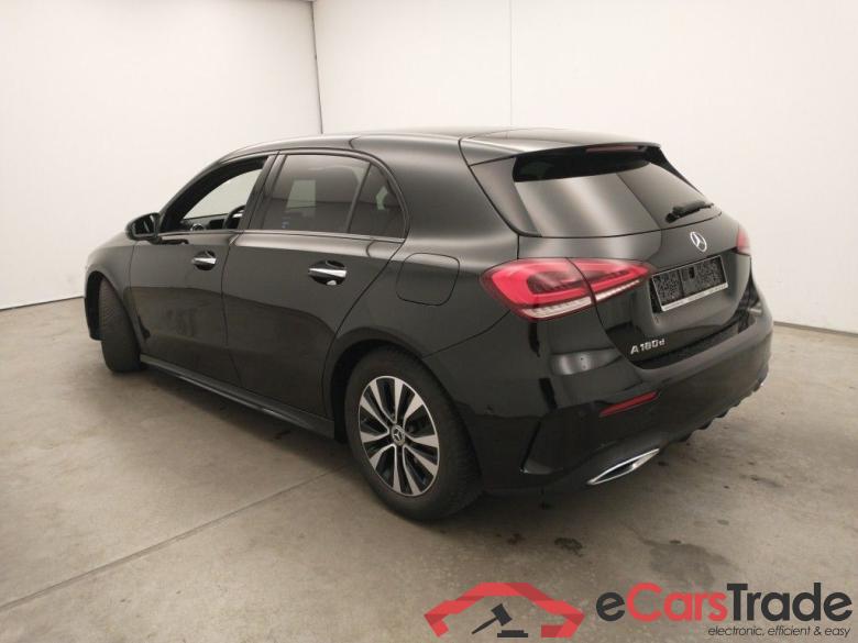 Mercedes-Benz A-Klasse A 180 d DCT Launch Edition 5d #4