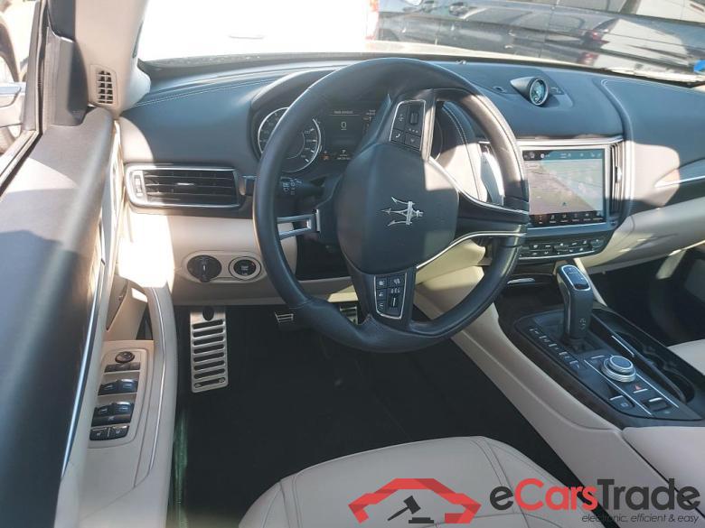 Maserati GT L4 330CV Hybrid-Gasolina AWD MASERATI Levante / 2016 / 5P / todoterreno GT L4 330CV Hybrid-Gasolina AWD #3