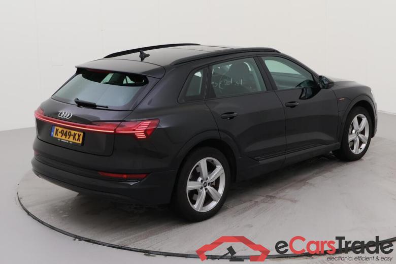 AUDI e-tron  #6