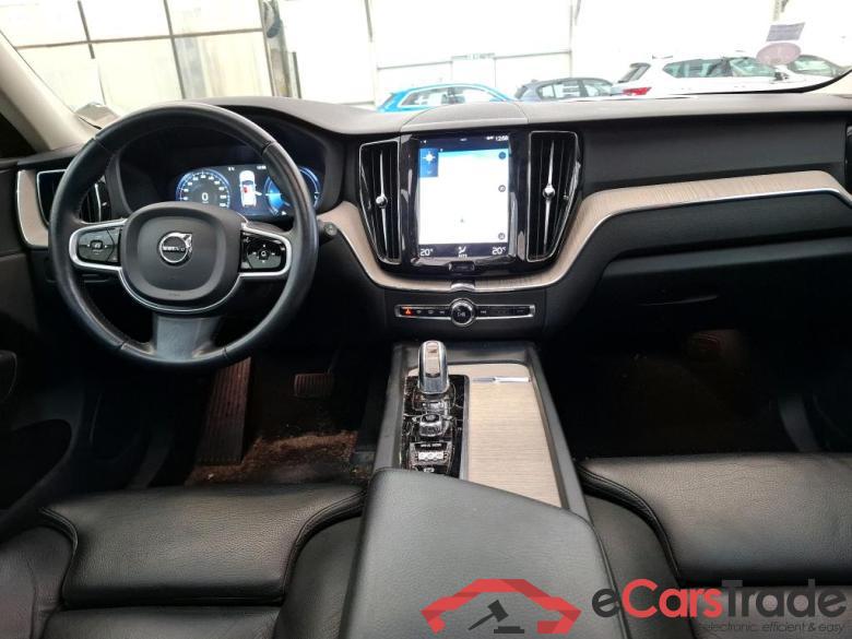Volvo T8 Twin Engine 320 Geartro 8 Inscription VOLVO XC60 / 2017 / 5P / SUV T8 Twin Engine 320 Geartro 8 Inscription #5