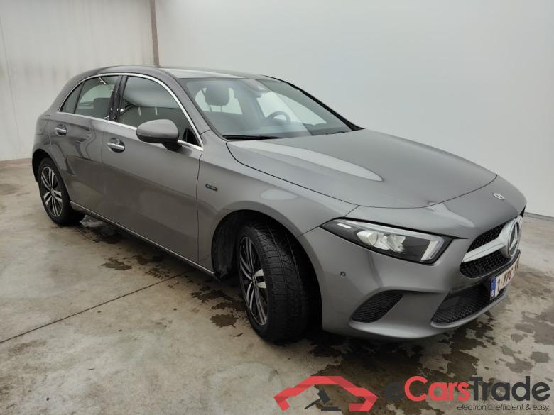 Mercedes-Benz A-Klasse A 250 e 5d #3