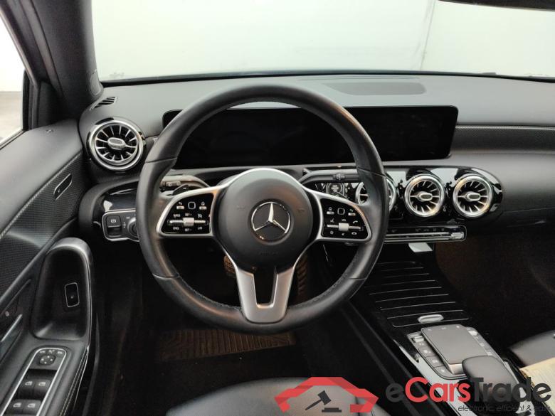 Mercedes-Benz A-Klasse A 250 e 5d #6