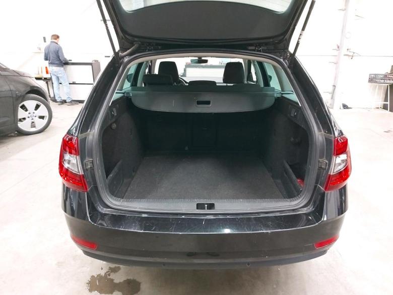 Skoda Octavia Combi 1.0 TSI Ambition Navi Klima PDC ... #6