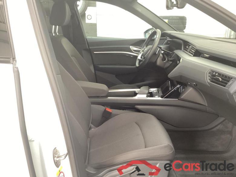 Audi 50 quattro S line E-tron Sportback #5