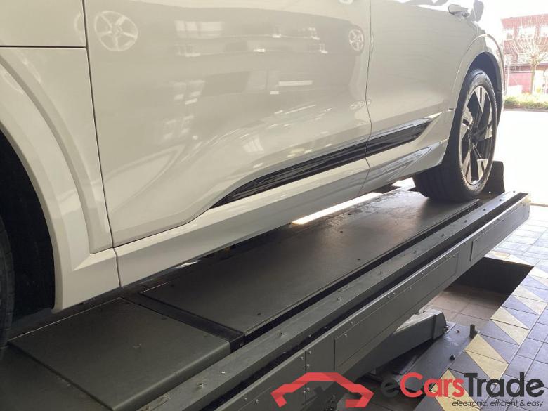 Audi 50 quattro S line E-tron Sportback #6
